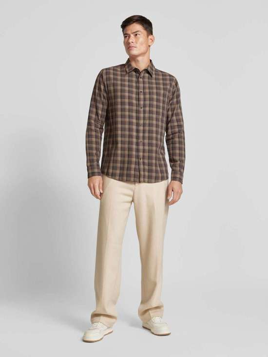 Повседневная рубашка стандартного кроя с вышитыми лейблами NOAAMOS