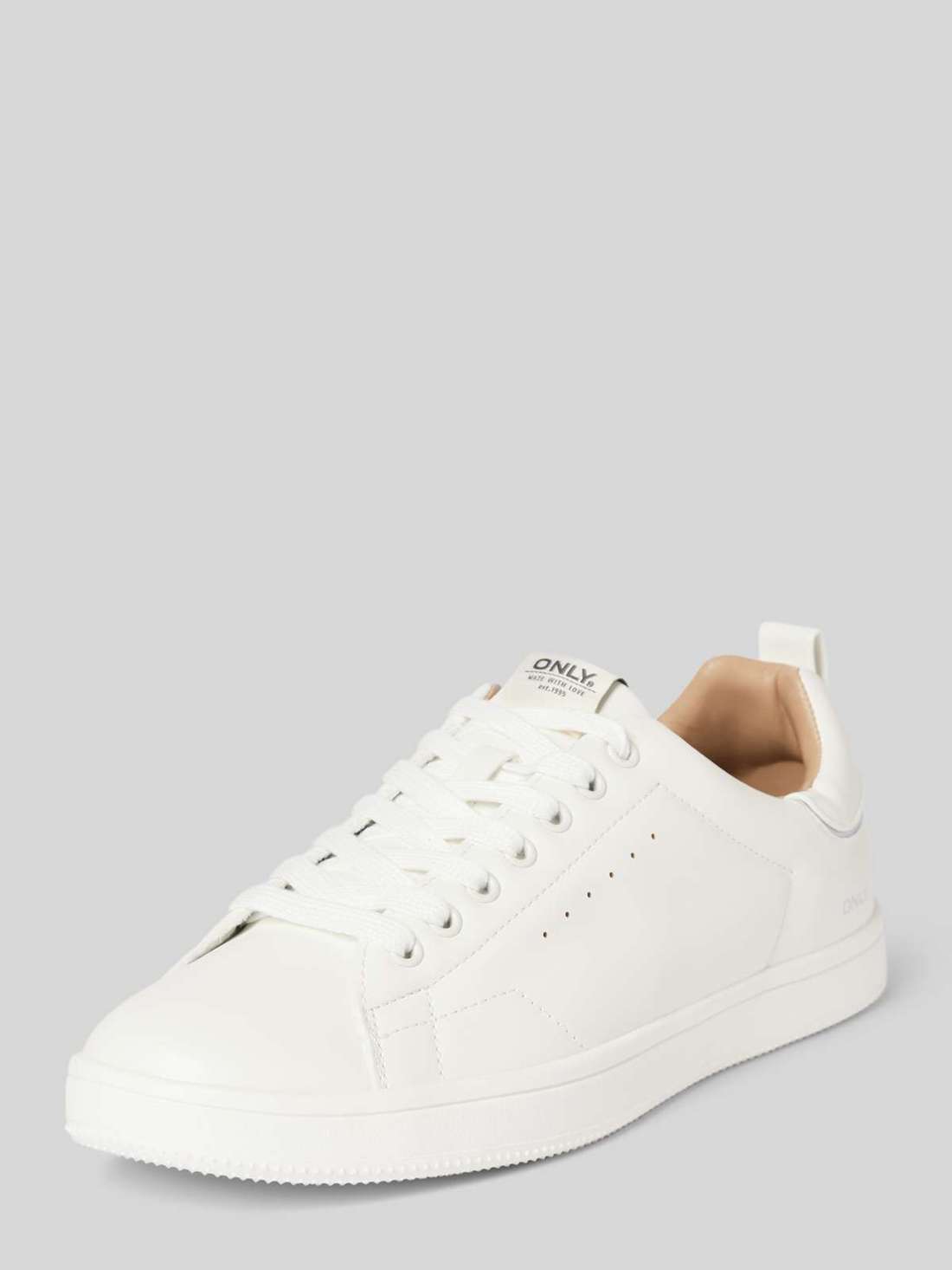 Кроссовки со шнурками SHILOPU