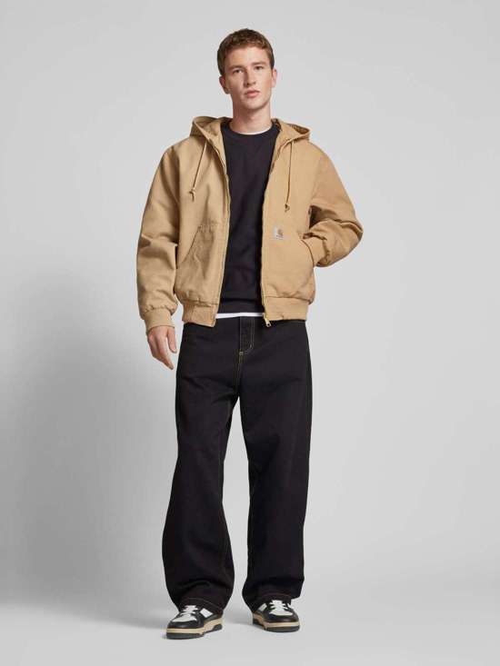 Куртка с нашивкой-лейблом ACTIVE