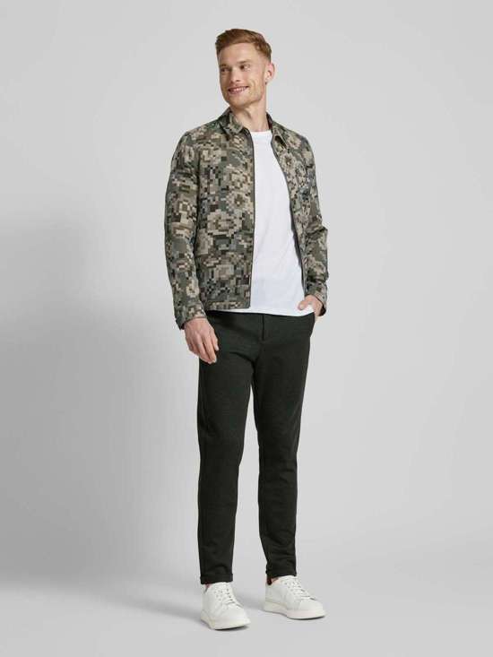 Брюки узкого кроя укороченного кроя