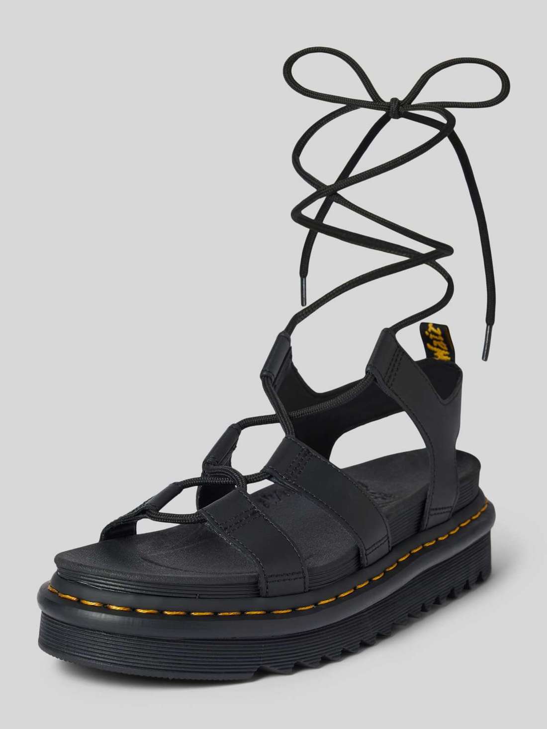 Сандалии со шнуровкой Nartilla