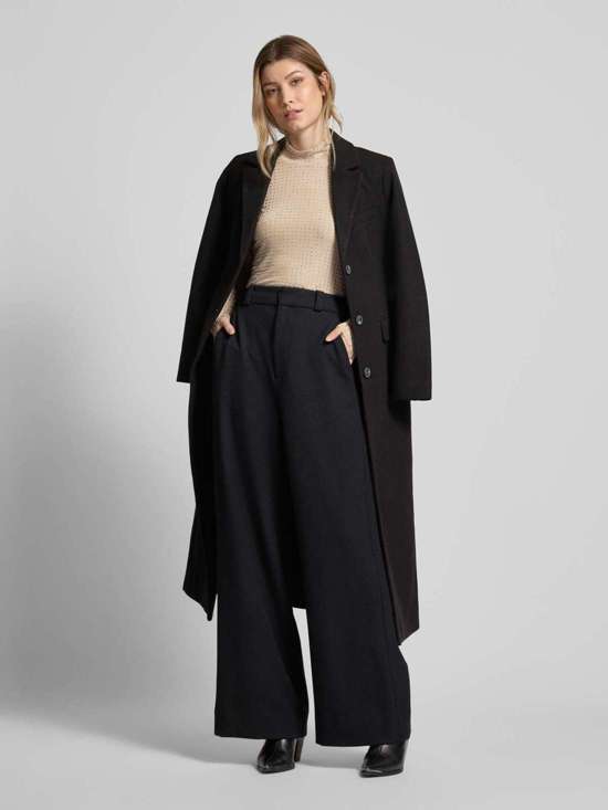 Длинный рукав с отделкой декоративным камнем STORNO