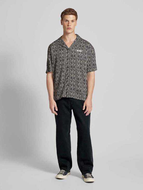 Джинсы свободного кроя с пятью карманами FADE