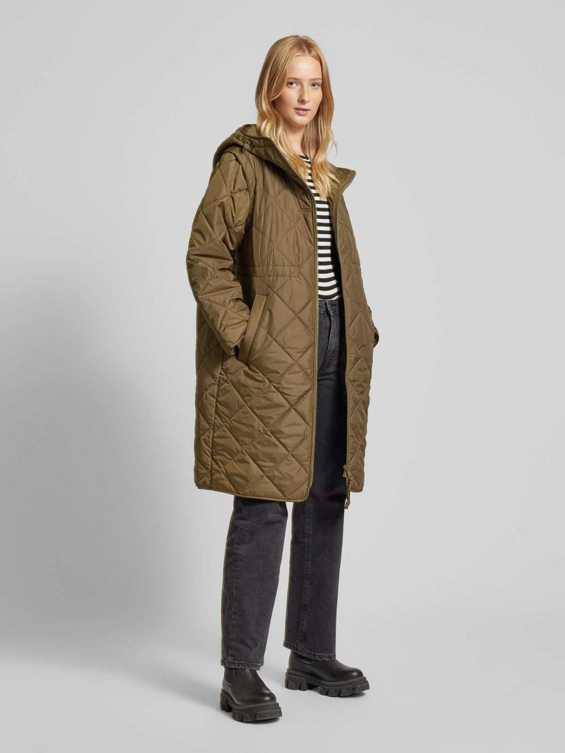 Стеганое пальто на двусторонней молнии