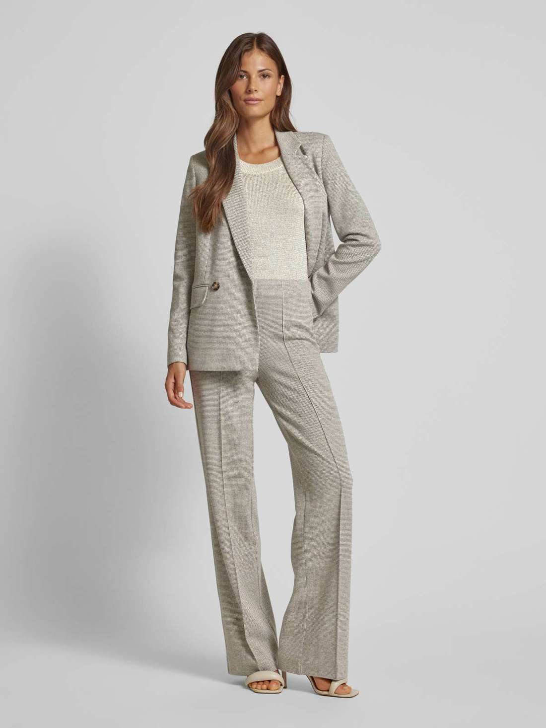 Тканевые брюки со складками