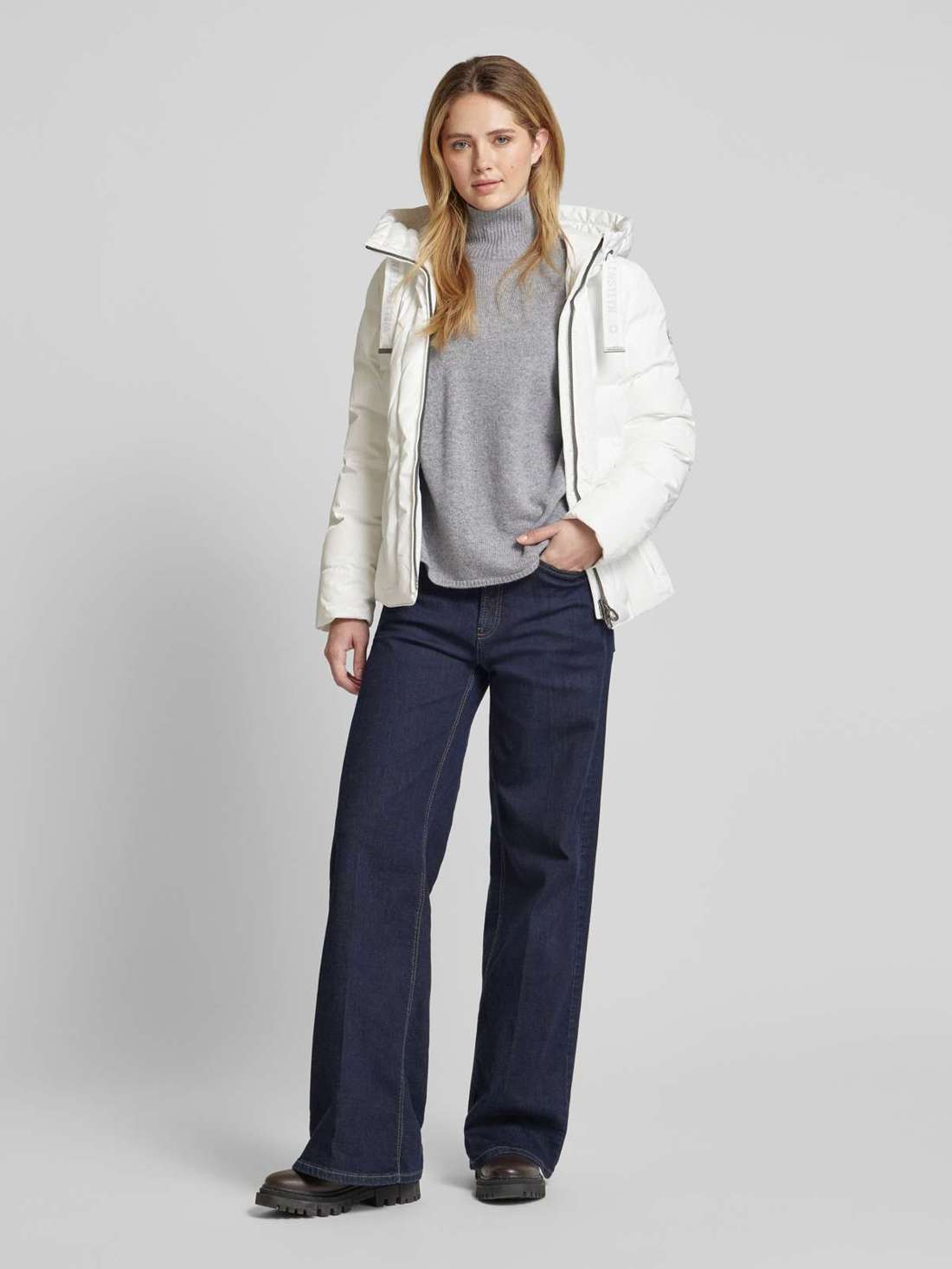 Функциональная куртка стандартного кроя с двусторонней молнией BELVITINI