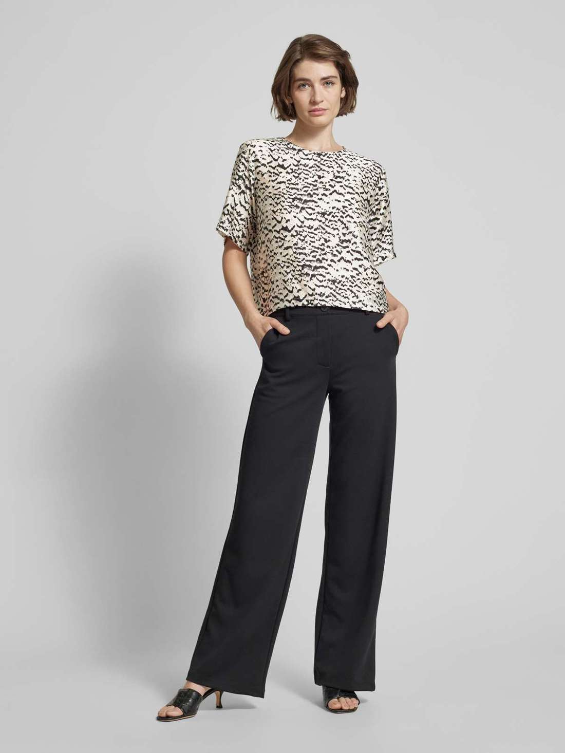 Блузка-рубашка с круглым вырезом Philida