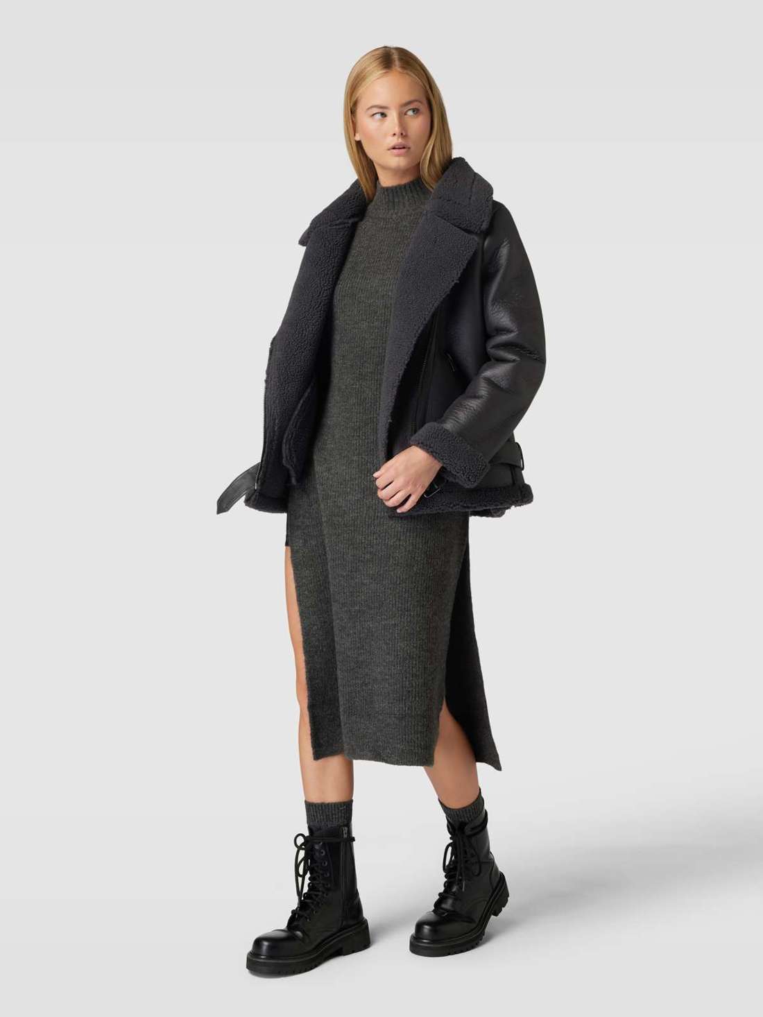 Трикотажное платье с водолазкой ANDREA