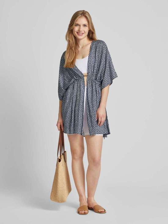 Платье-кавер с открытым передом