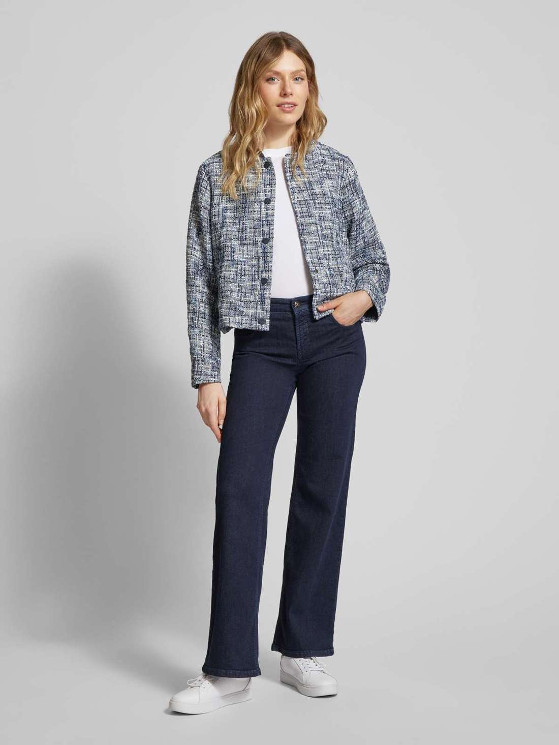 Блузон с воротником стойкой