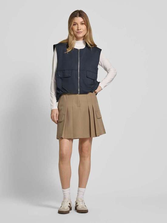 Жилет с карманами с клапанами KATE