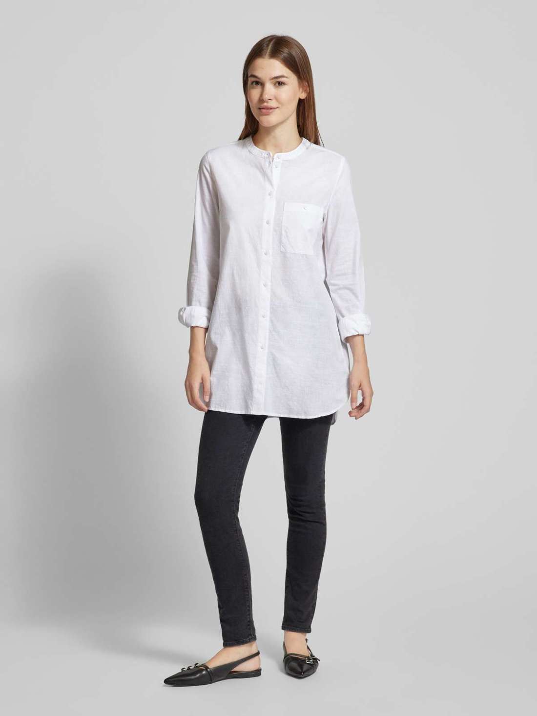 Длинная блузка с планкой на пуговицах