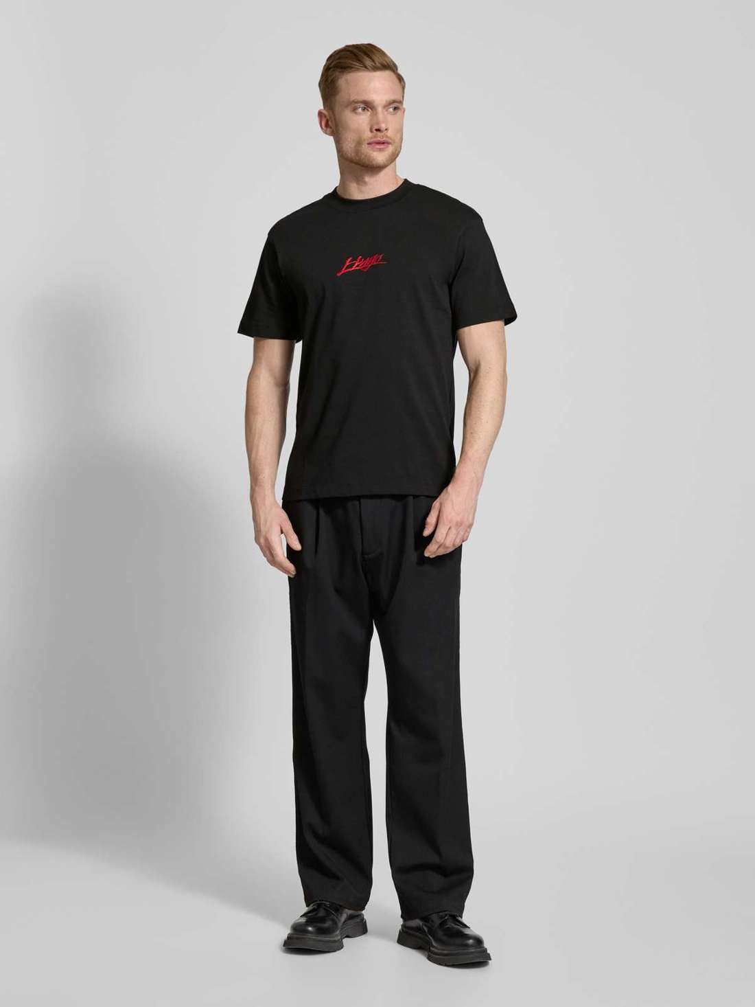 Футболка стандартного кроя с круглым вырезом Dlogotee