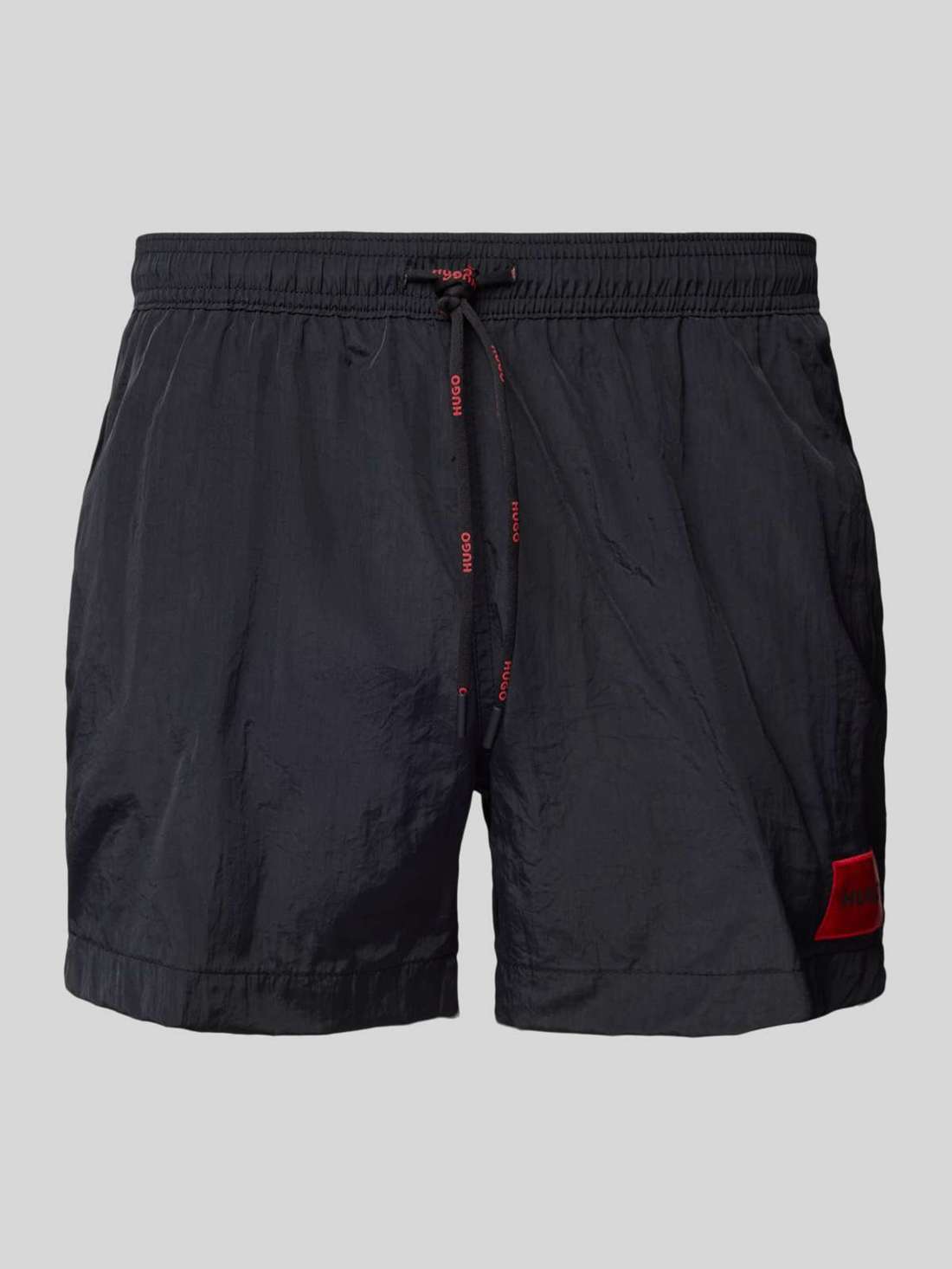 Купальные шорты стандартного кроя со значком DOMINICA