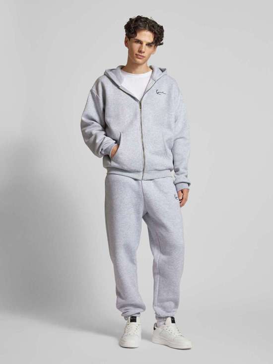 Толстовка с капюшоном