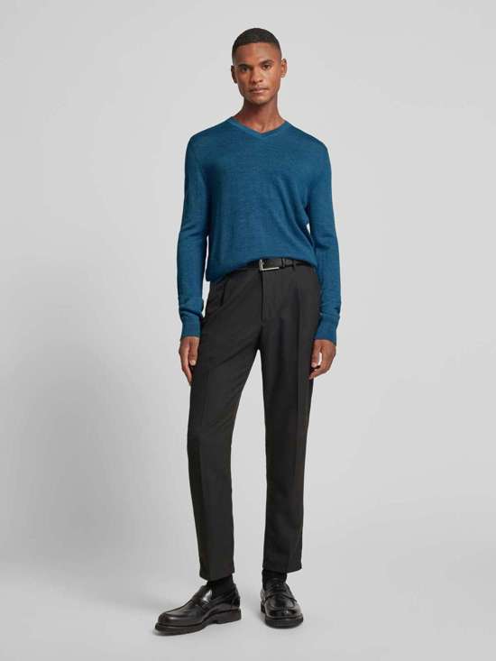 Трикотажный свитер обычного кроя с содержанием шерсти