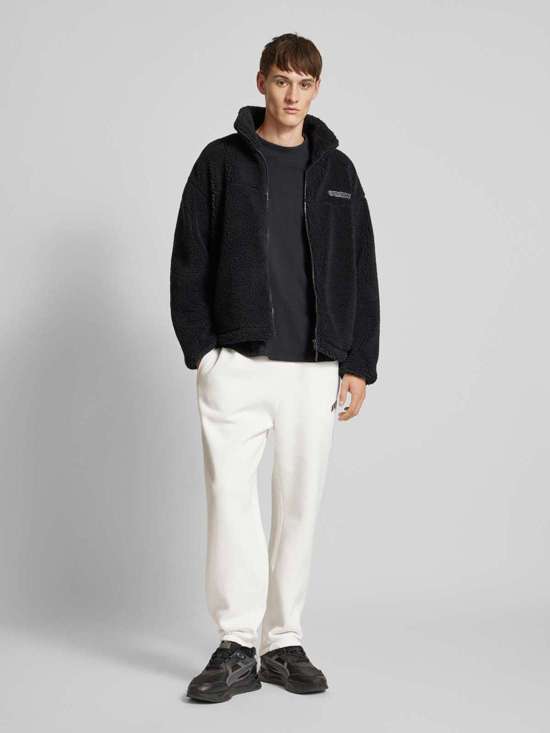 Спортивные брюки с принтом этикеток