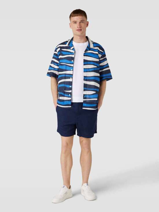 Повседневная рубашка свободного кроя со сплошным узором