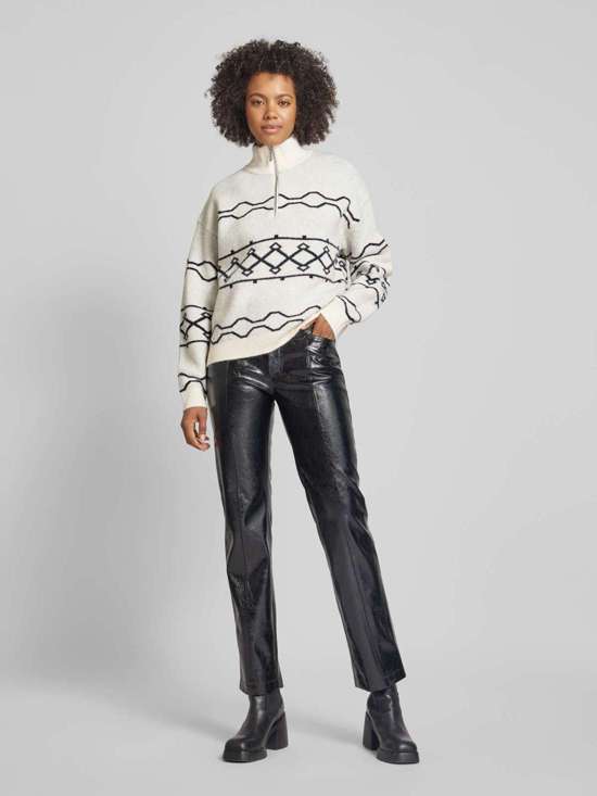 Вязаный свитер с воротником Тройер BYmassi