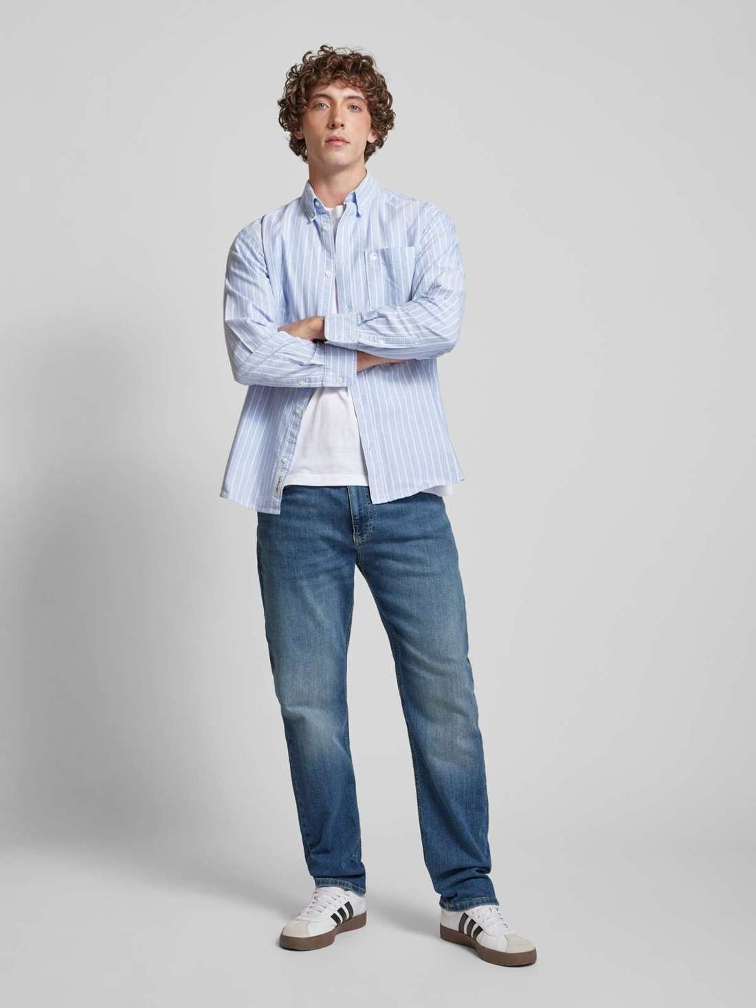 Джинсы узкого кроя с пятью карманами, дизайн «MIKE» RYAN