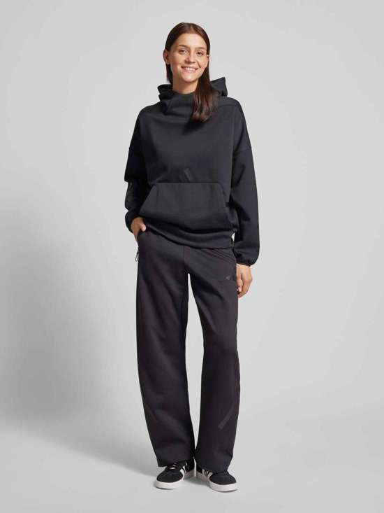 Толстовка с логотипом