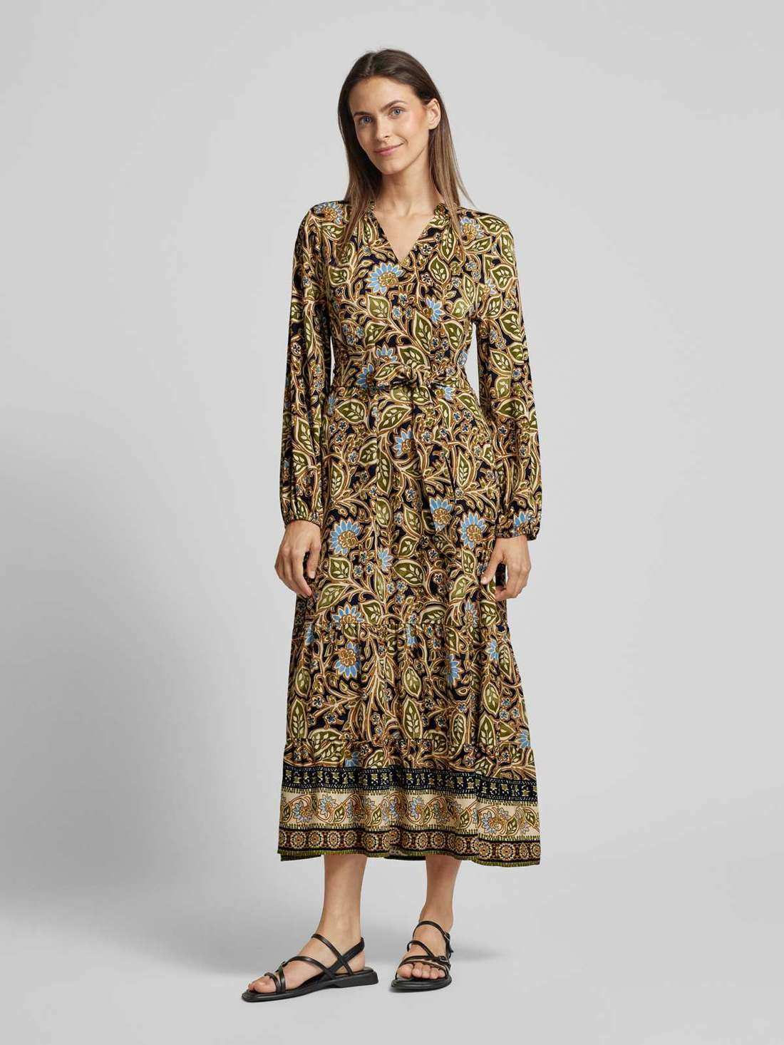 Платье макси из вискозы с V-образным вырезом