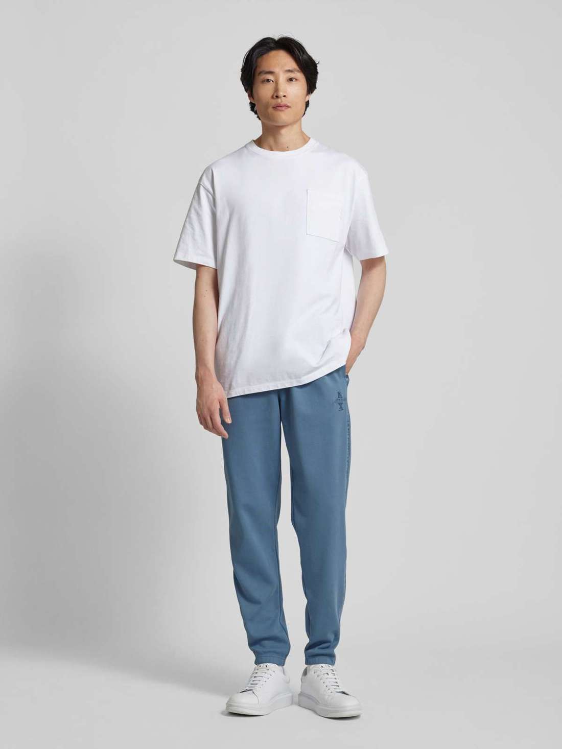 Спортивные брюки с эластичным поясом