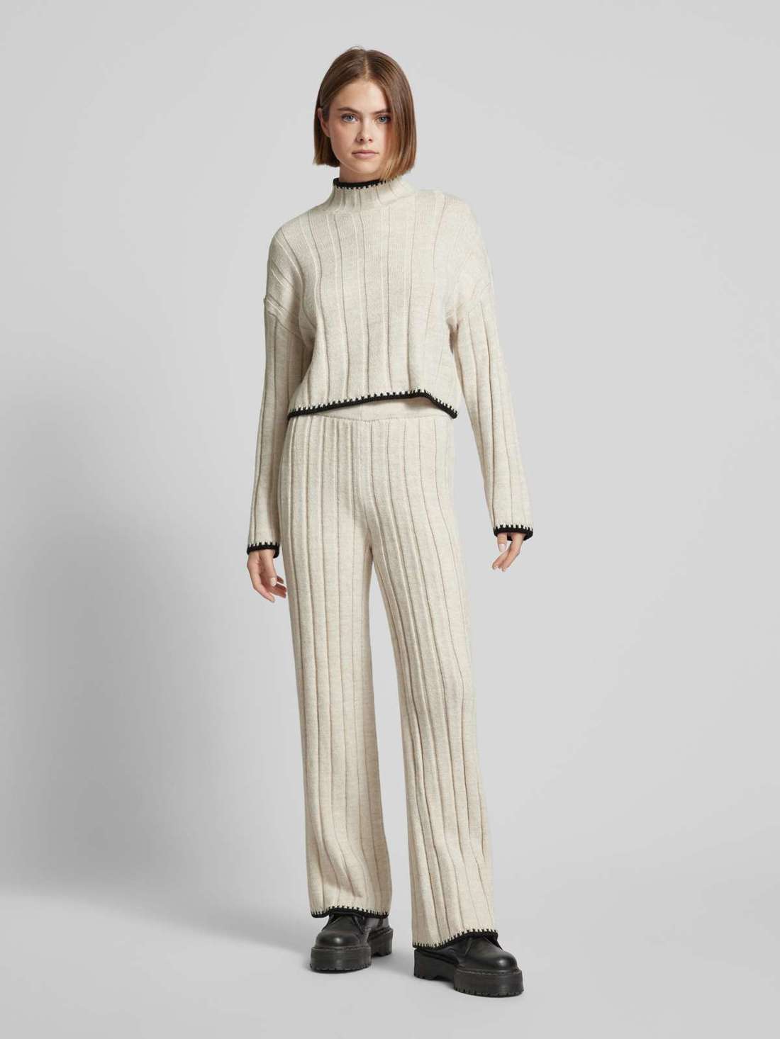 Расклешенные брюки со структурированным узором CHICK