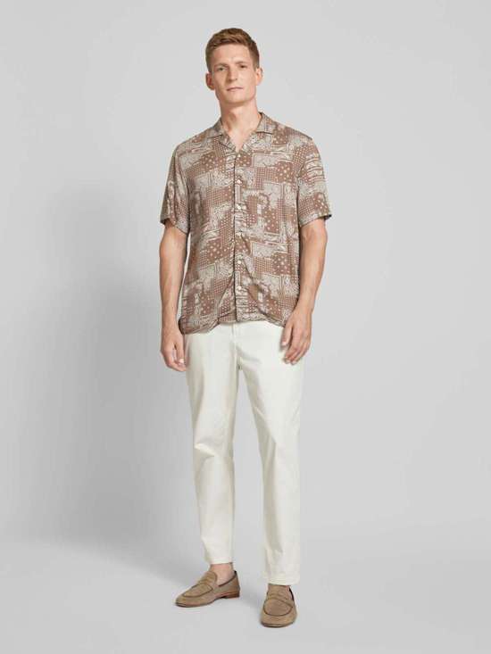 Повседневная рубашка приталенного кроя с рукавами 1/2 klampo