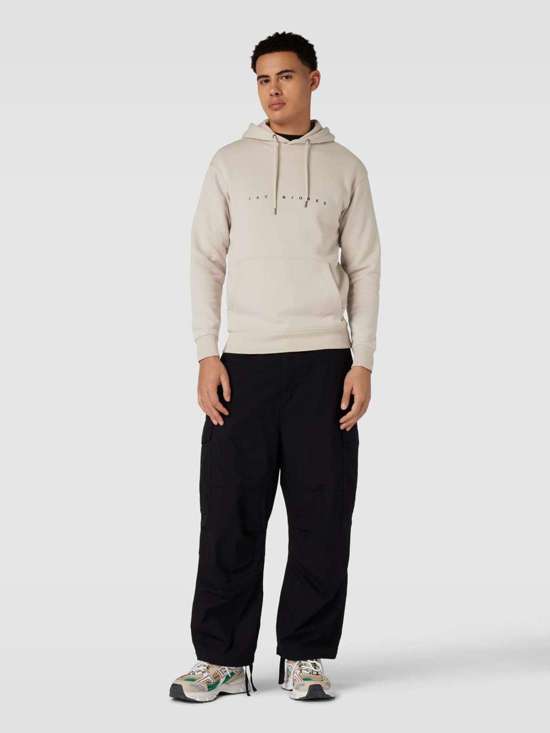 Толстовка с принтом этикетки