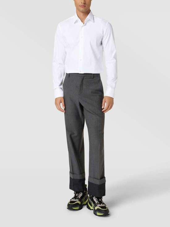 Деловая рубашка приталенного кроя с воротником «Кент» Hank Kent