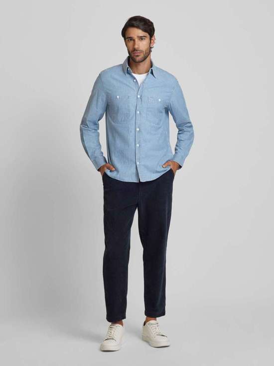 Повседневная рубашка стандартного кроя с воротником «Кент»