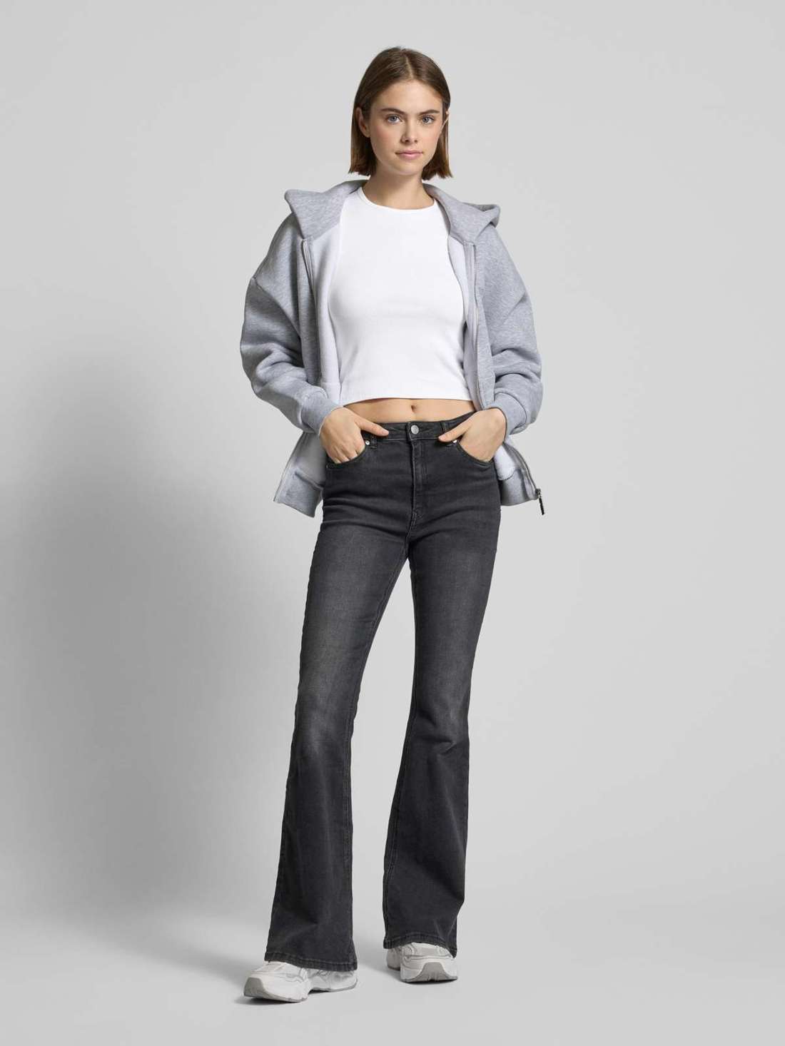 Футболка с круглым вырезом в рубчик