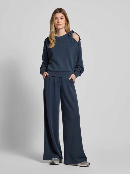 Толстовка с бантом Eslita