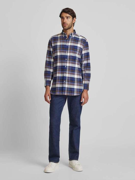 Фланелевая рубашка стандартного кроя с воротником на пуговицах