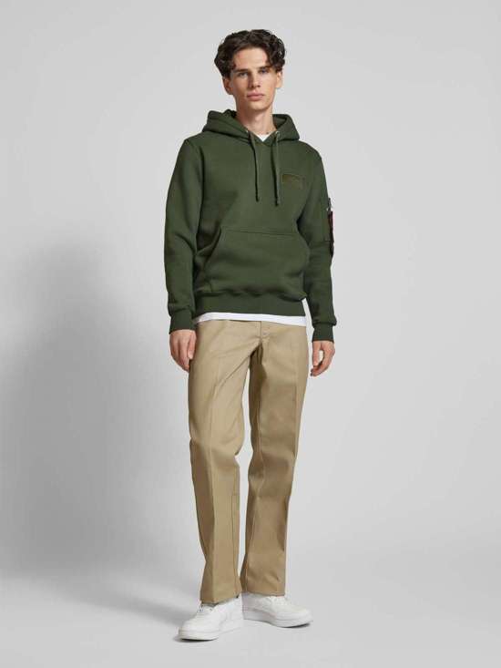 Толстовка с капюшоном