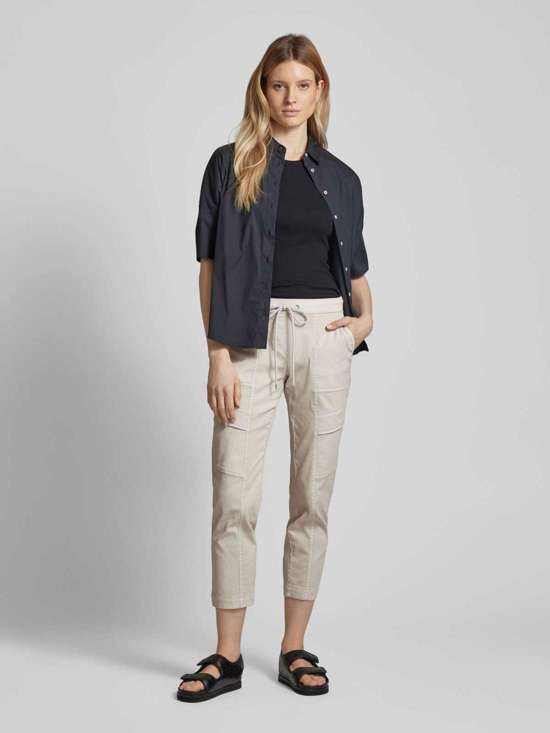 Спортивные брюки с разделительными швами