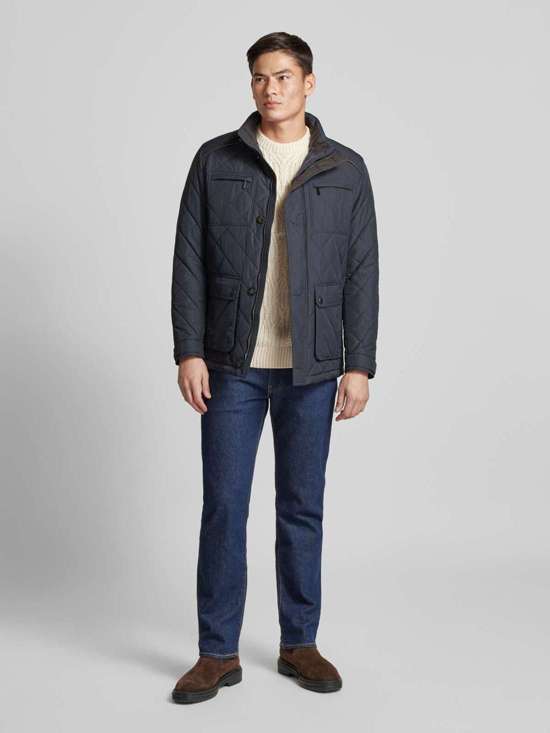 Куртка со стегаными швами