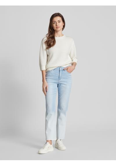 Джинсы с пятью карманами