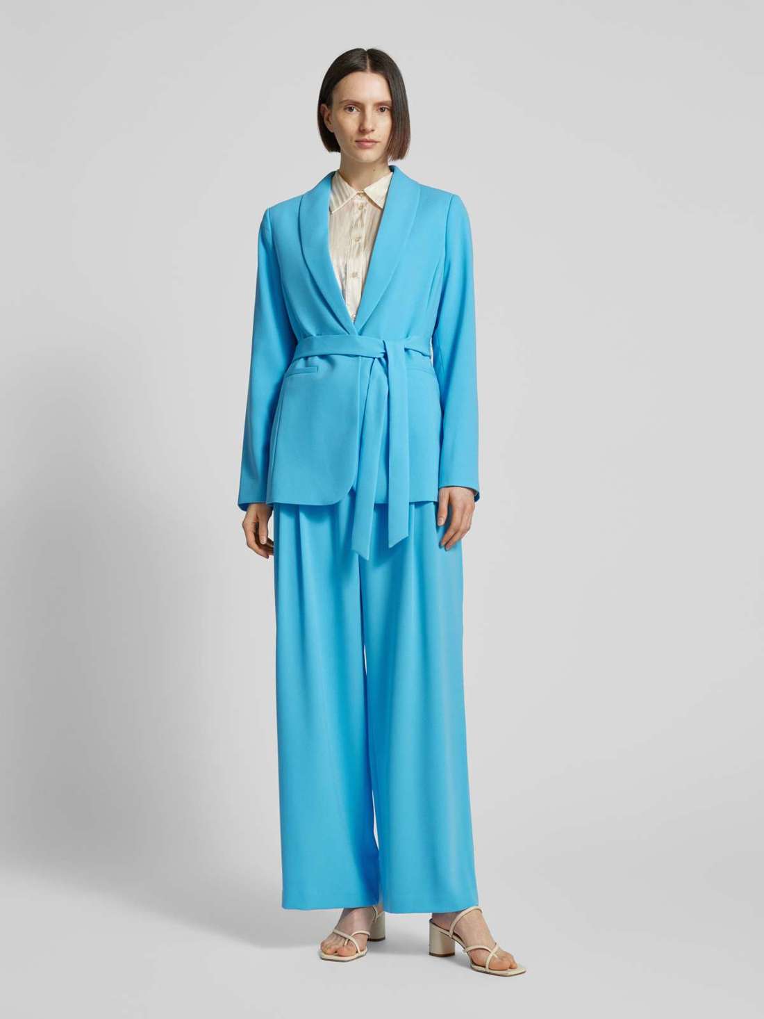 Блейзер с поясом