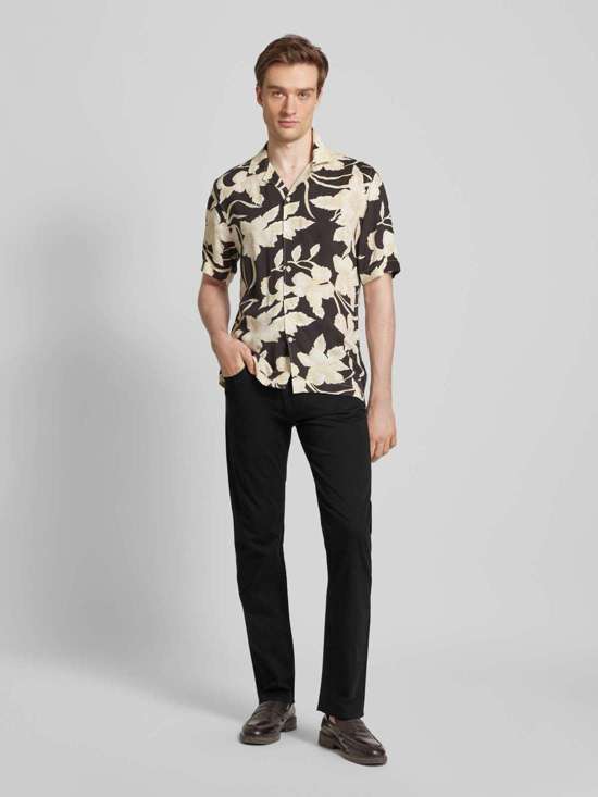 Брюки стандартного кроя с пятью карманами