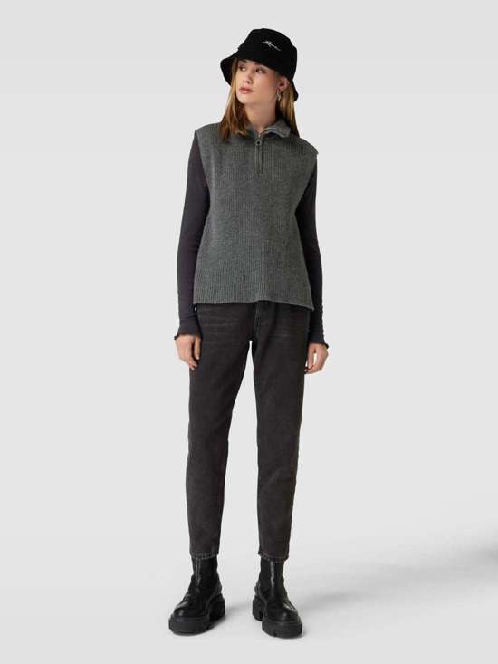 Джинсы для мамы