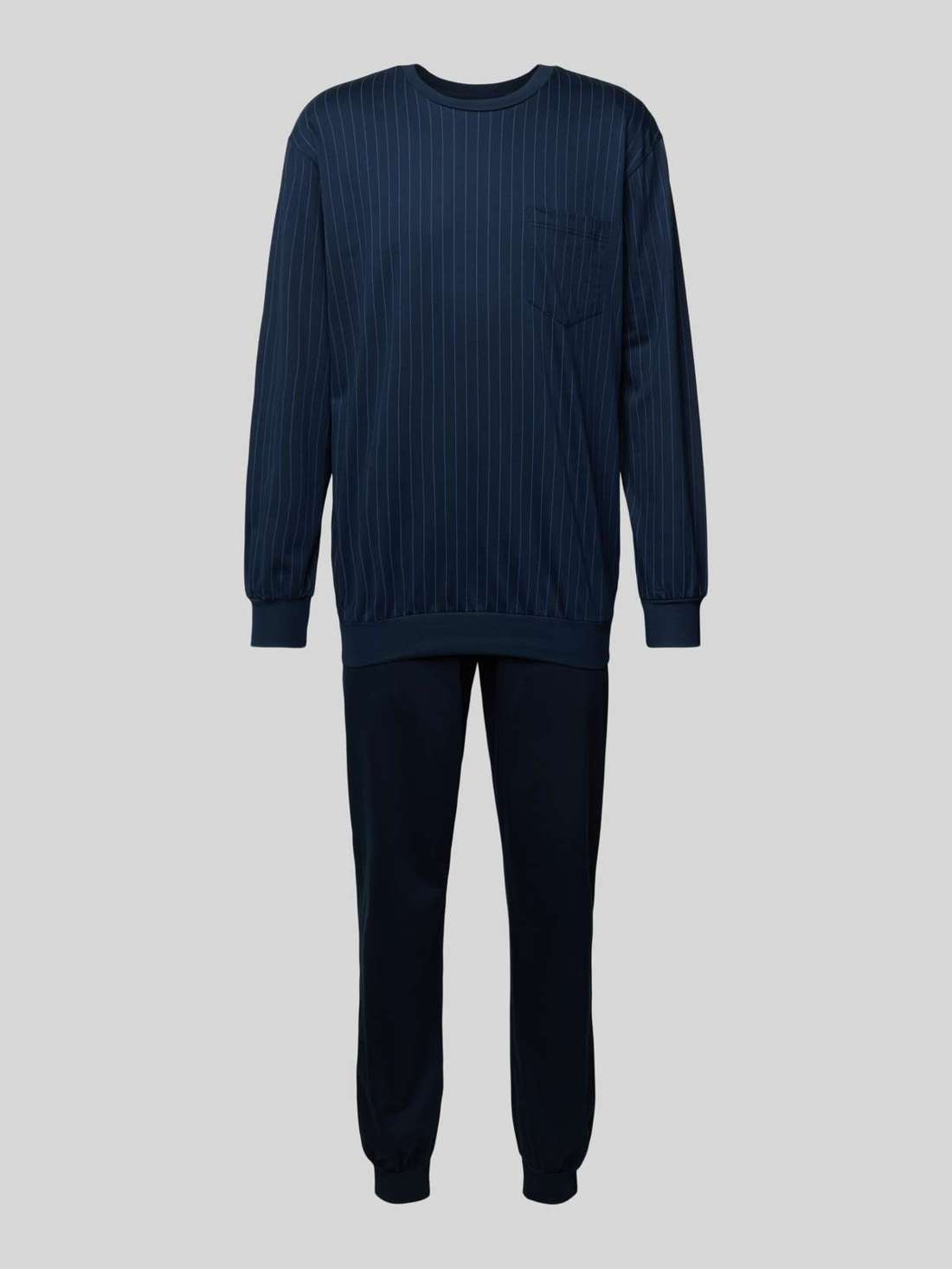 Пижама с нагрудным карманом