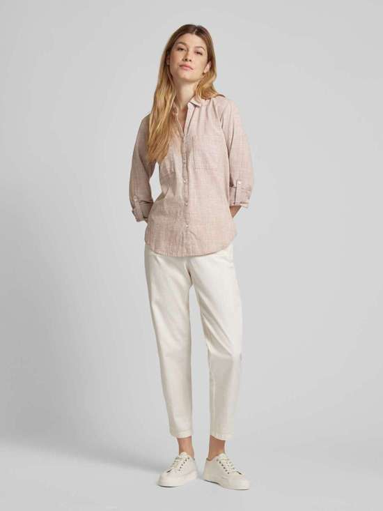 Блузка с отложным воротником