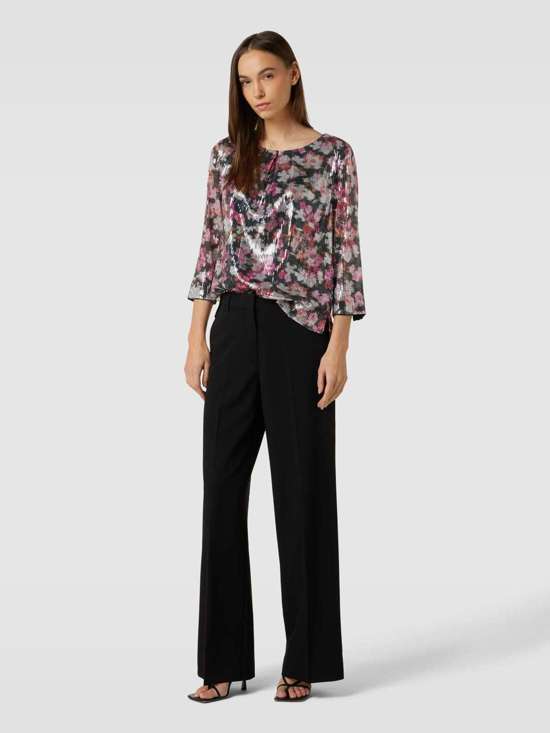 Блузка с цветочным принтом по всей поверхности