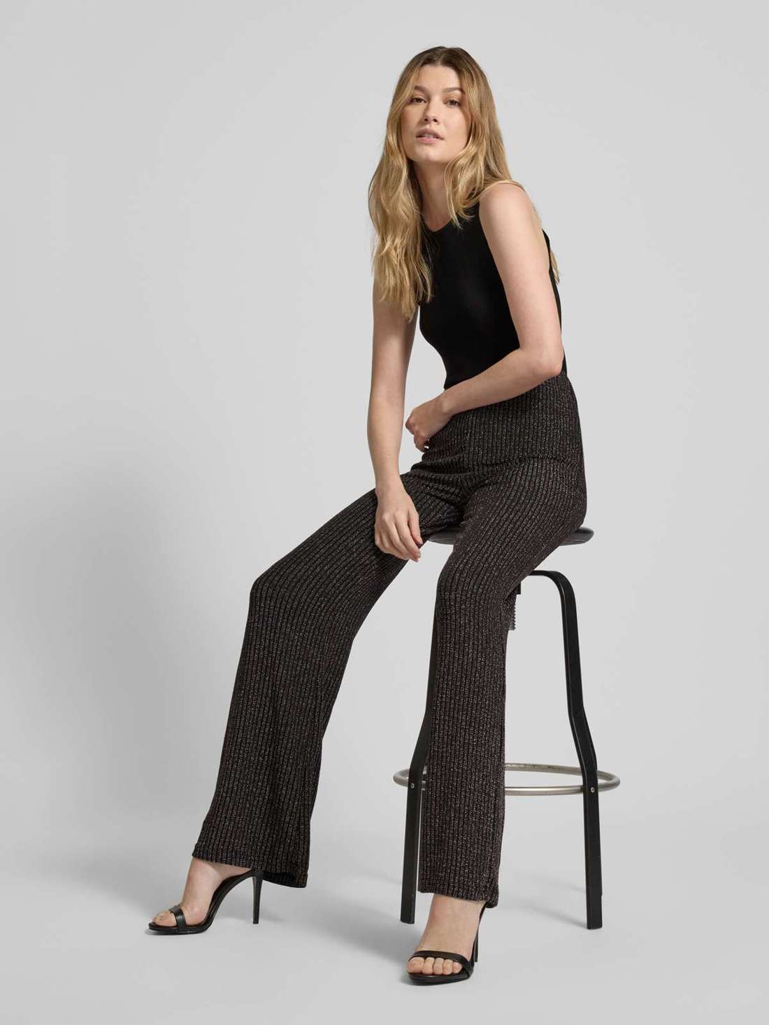 Расклешенные брюки из ткани с эффектной пряжей MAJANA