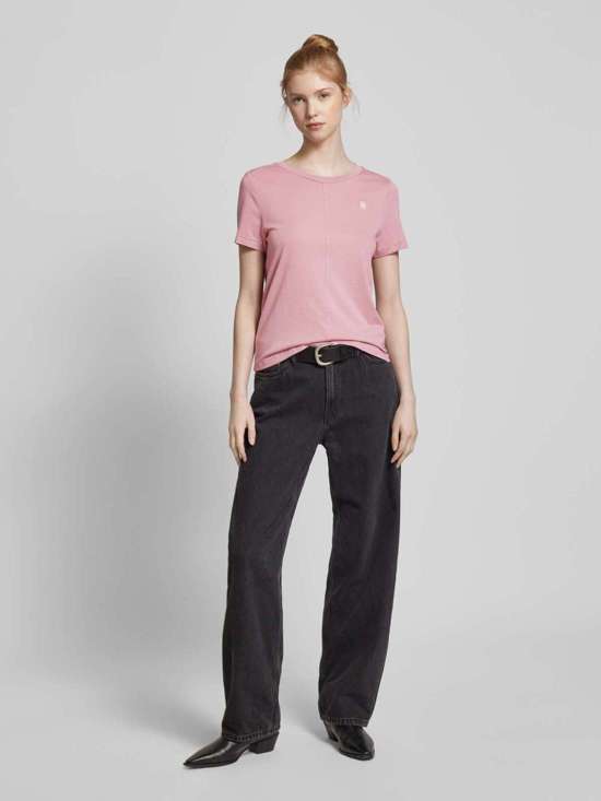 Футболка с этикеткой Front seam