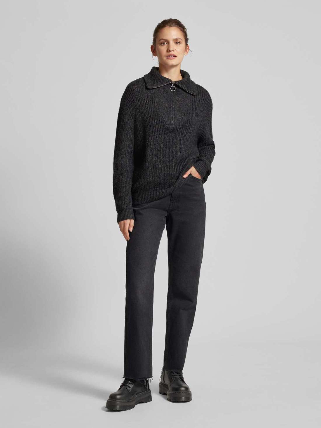 Вязаный свитер с воротником стойкой BAKER