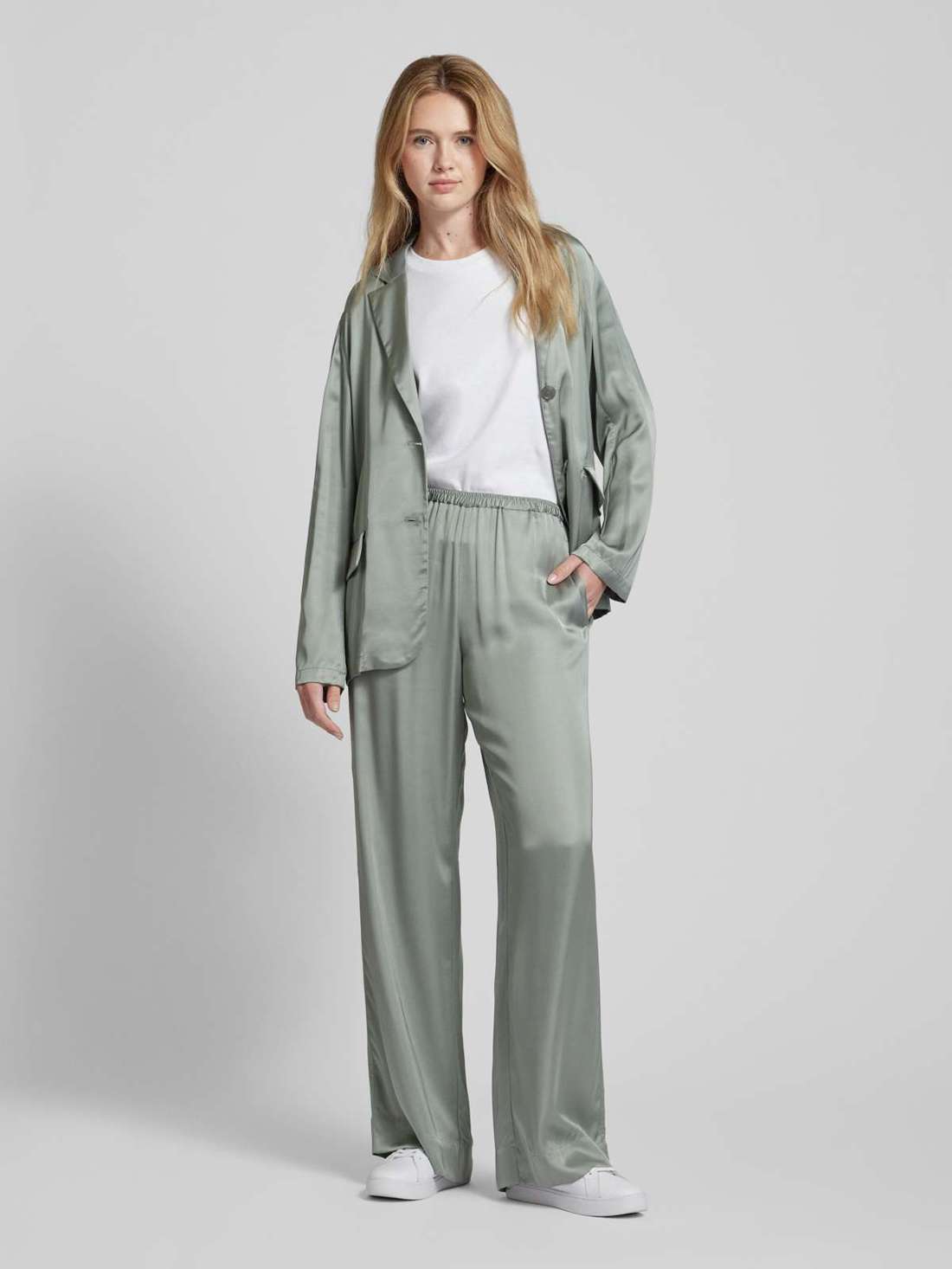 Блейзер с воротником с лацканами