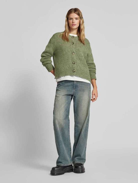 Кардиган с планкой на пуговицах